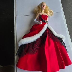 Barbie Red Dolls-accessories